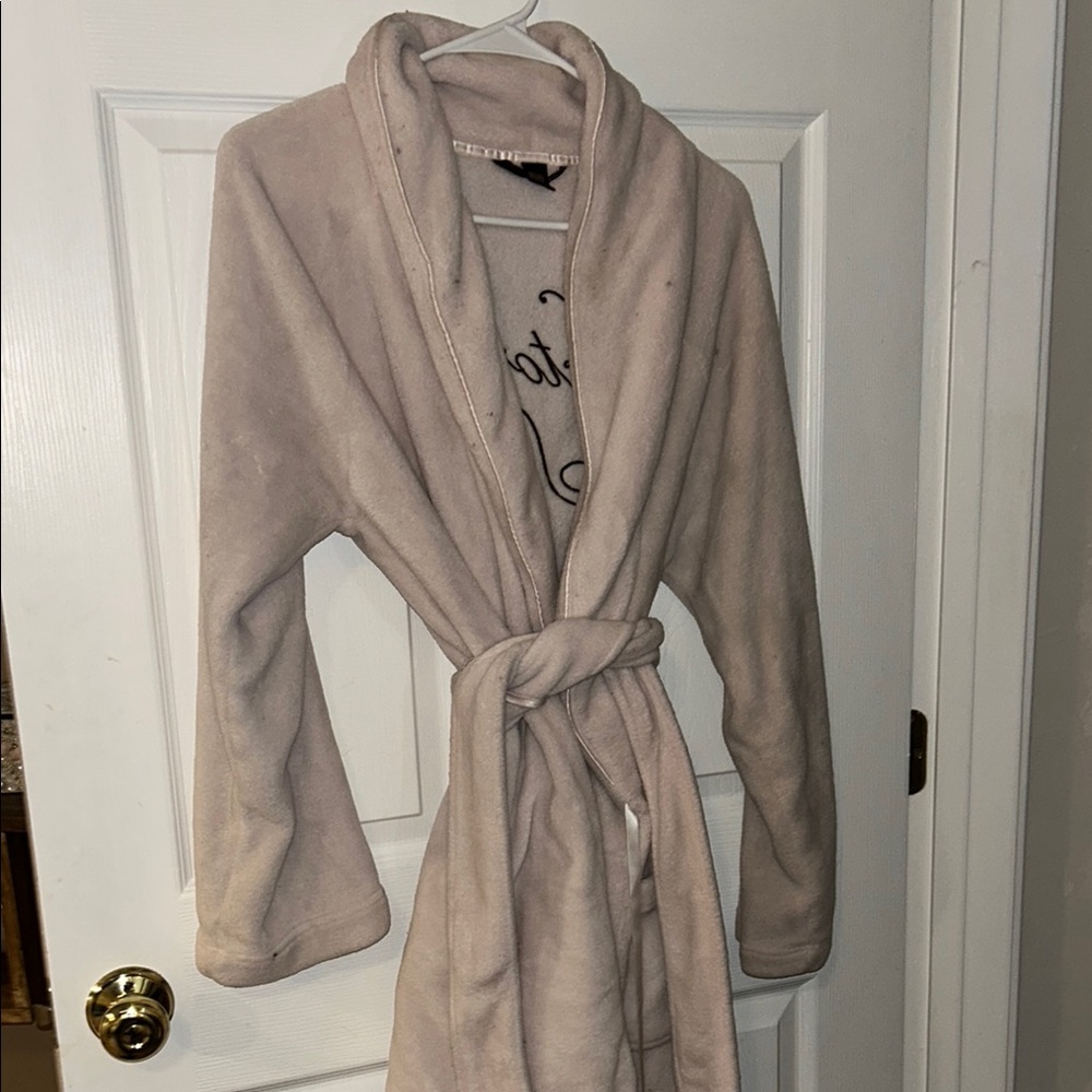 Victoria's Secret Plush Cream Robe